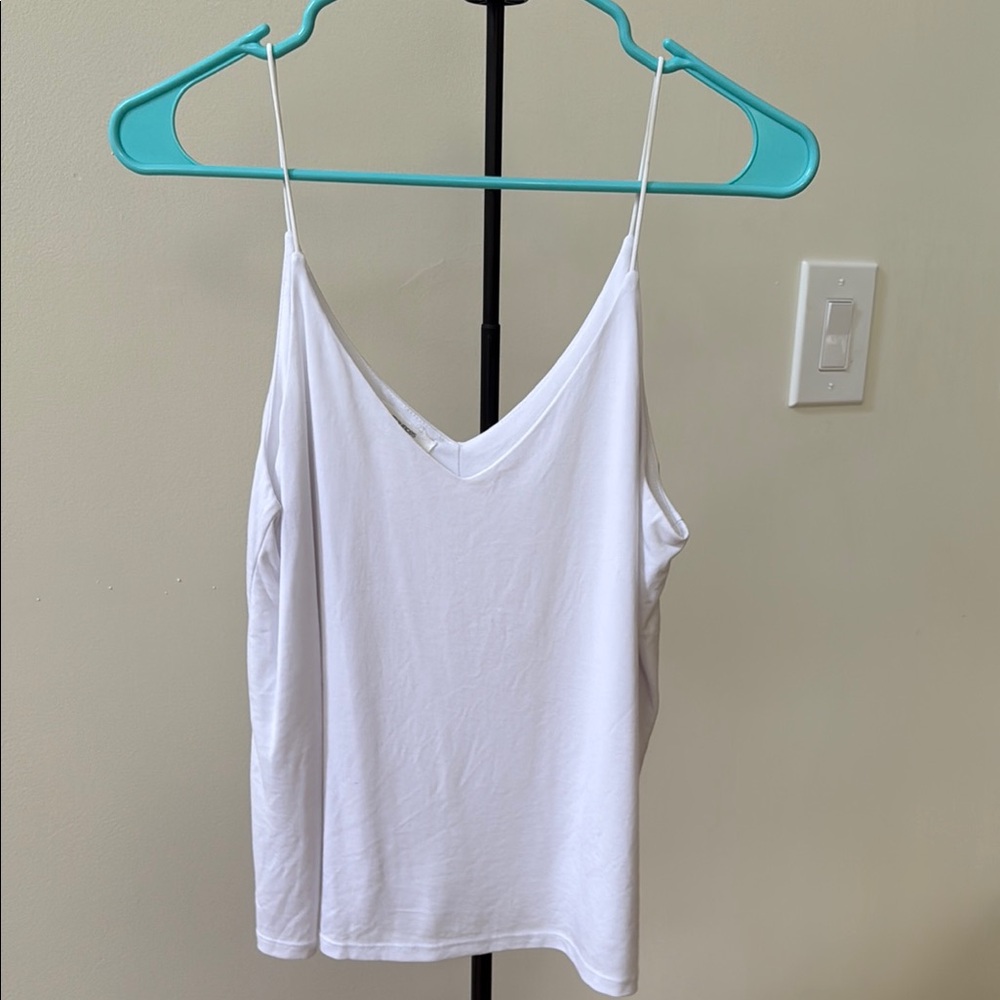Maurices White Sleeveless Crop Camisole